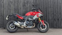 BMW F900XR