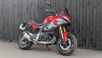 BMW F900XR