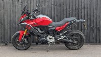 BMW F900XR